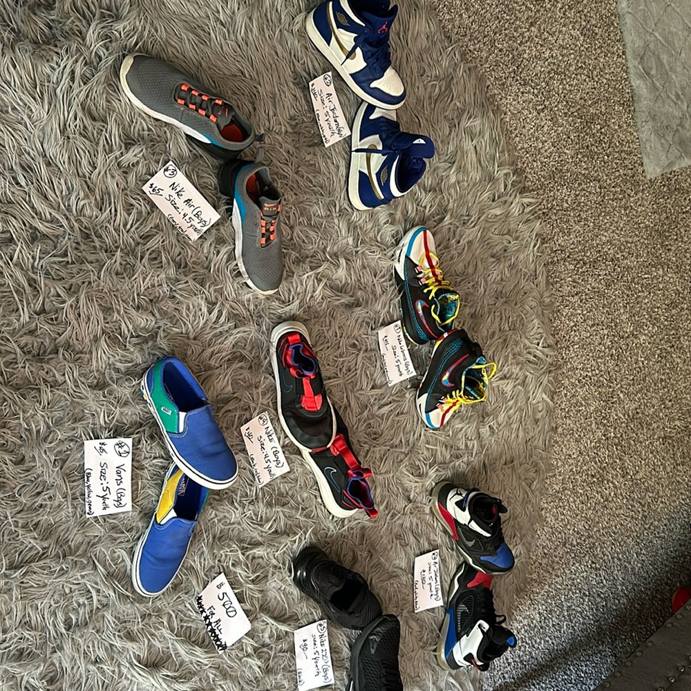 FALL GRAB BAG ( BOYS YOUTH size: 4.5-5) $500ALL